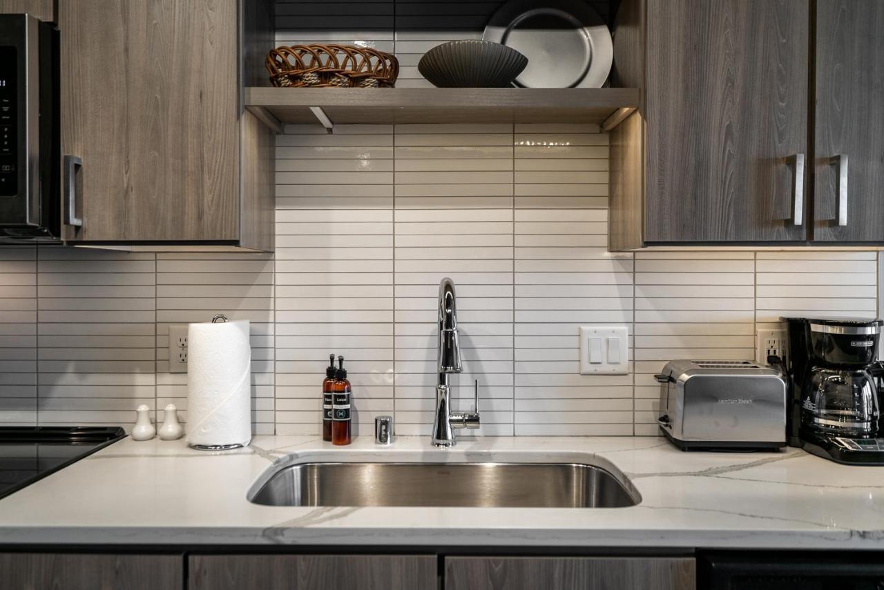 Sable 802 - Alcove Villa Минеаполис Екстериор снимка